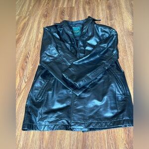 danier leather jacket - small